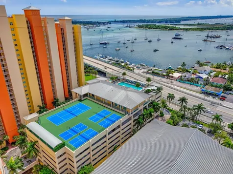 2650 Lake Shore Drive Riviera Beach FL 33404