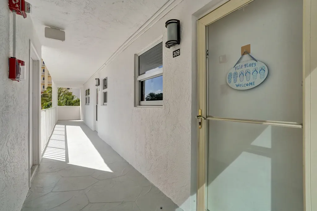 1391 S Ocean Boulevard Pompano Beach FL 33062