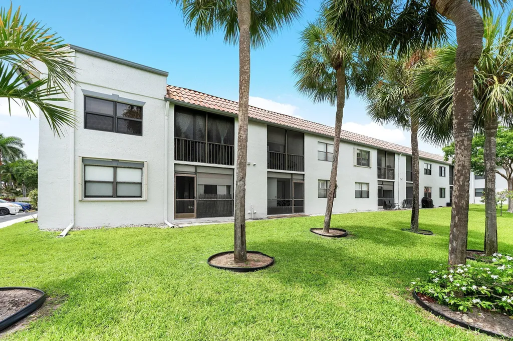 105 Tropic Isle Drive Delray Beach FL 33483