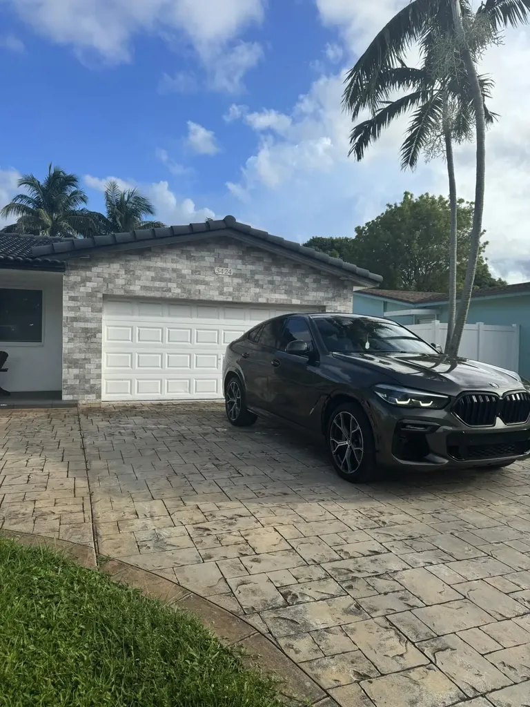 5424 Garfield Street Hollywood FL 33021