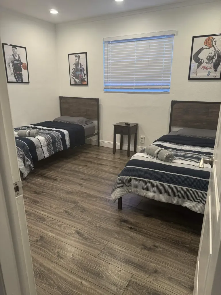 5424 Garfield Street Hollywood FL 33021