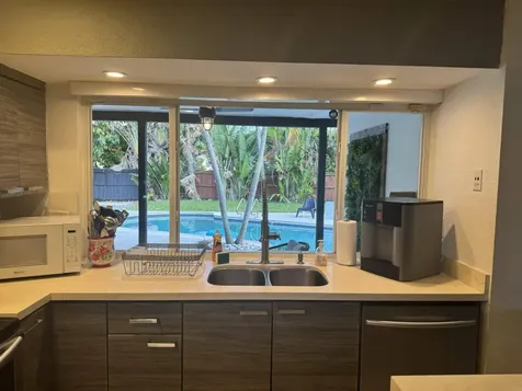 5424 Garfield Street Hollywood FL 33021