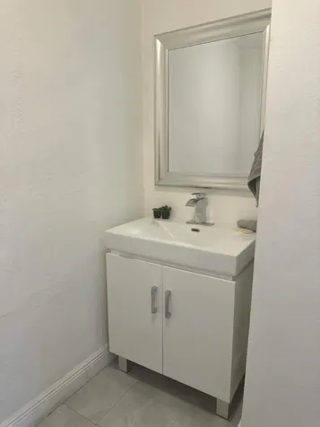 5424 Garfield Street Hollywood FL 33021