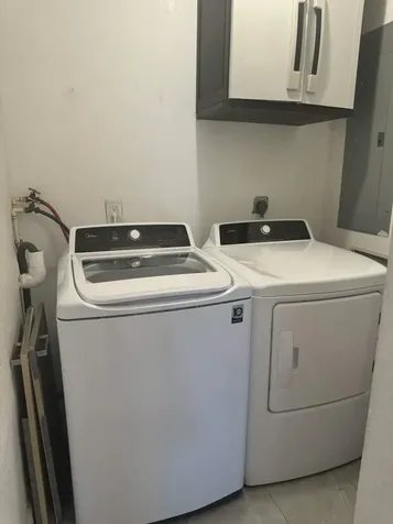 5424 Garfield Street Hollywood FL 33021