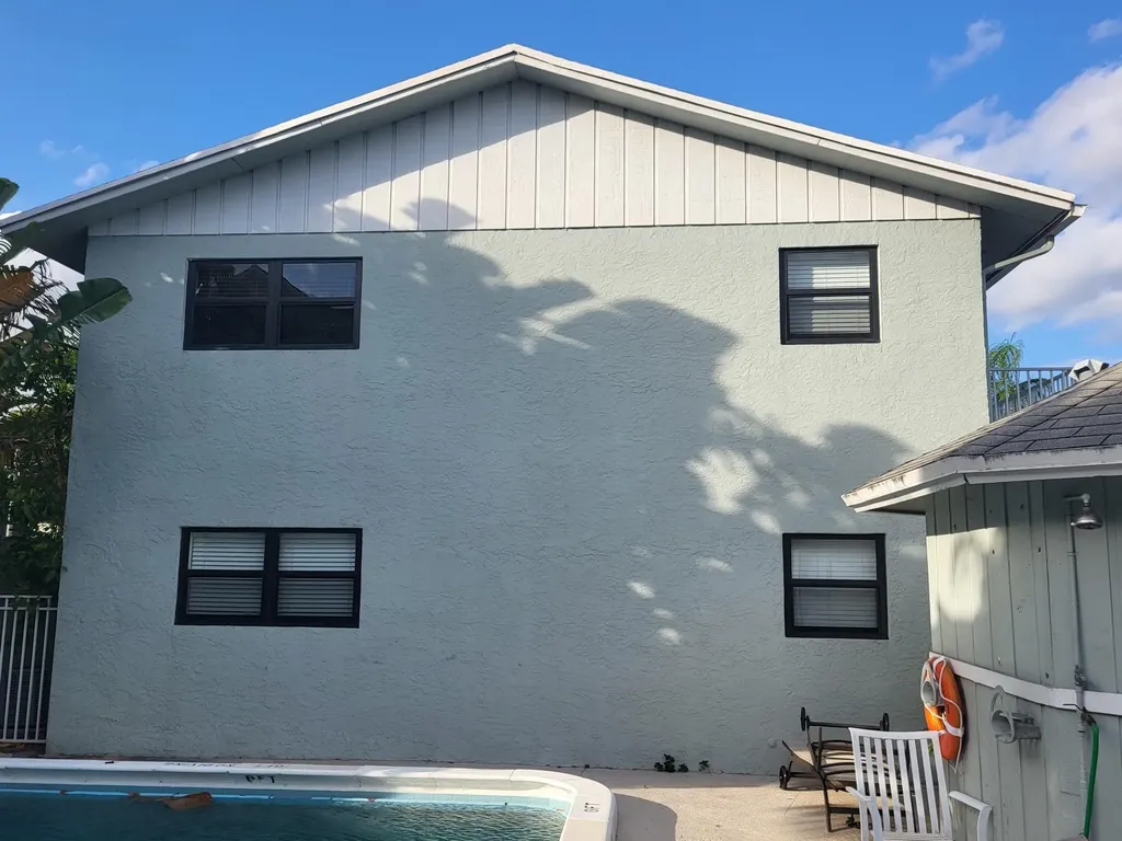 4135 NE 21st Terrace Lighthouse Point FL 33064