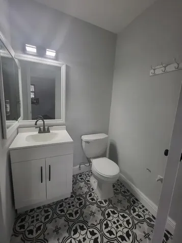 4135 NE 21st Terrace Lighthouse Point FL 33064