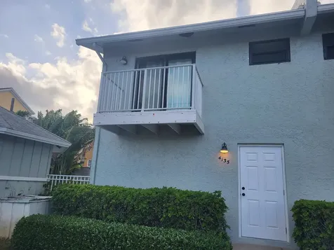 4135 NE 21st Terrace Lighthouse Point FL 33064