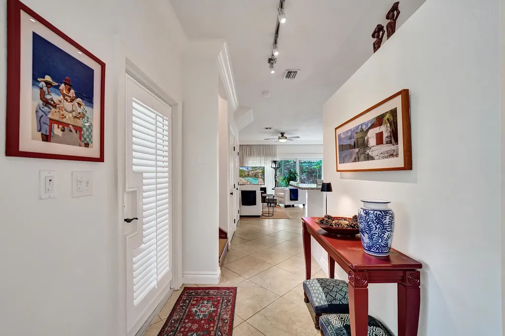 620 NE 9th Avenue Fort Lauderdale FL 33304
