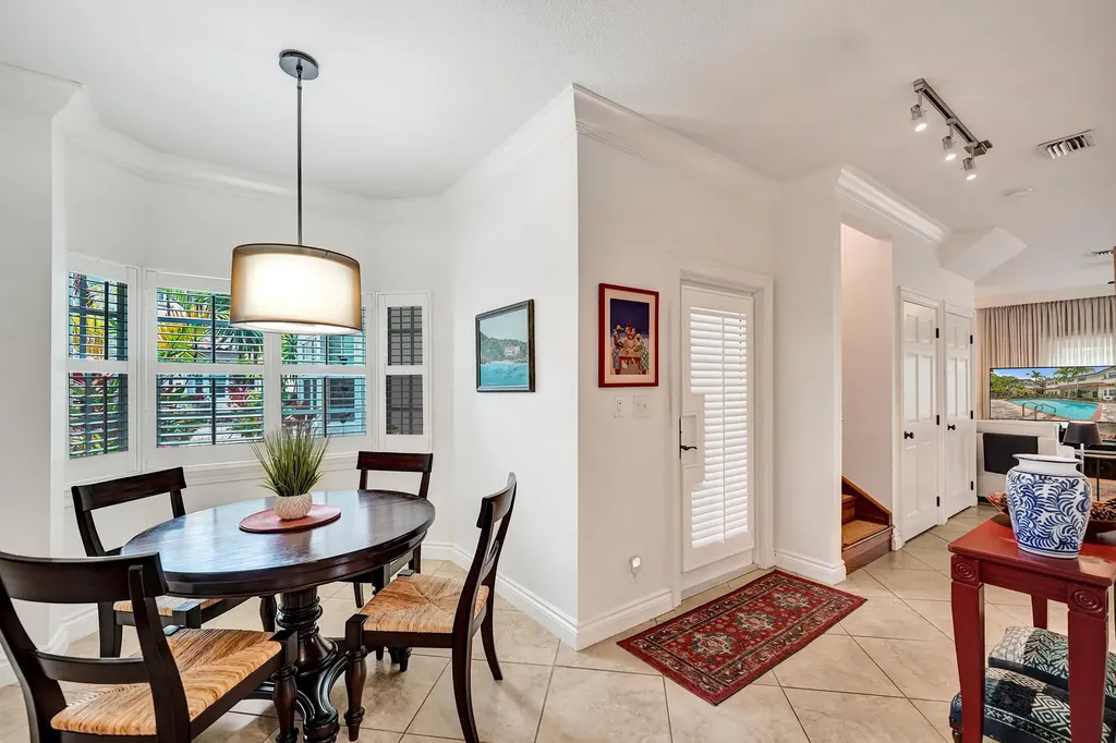 620 NE 9th Avenue Fort Lauderdale FL 33304