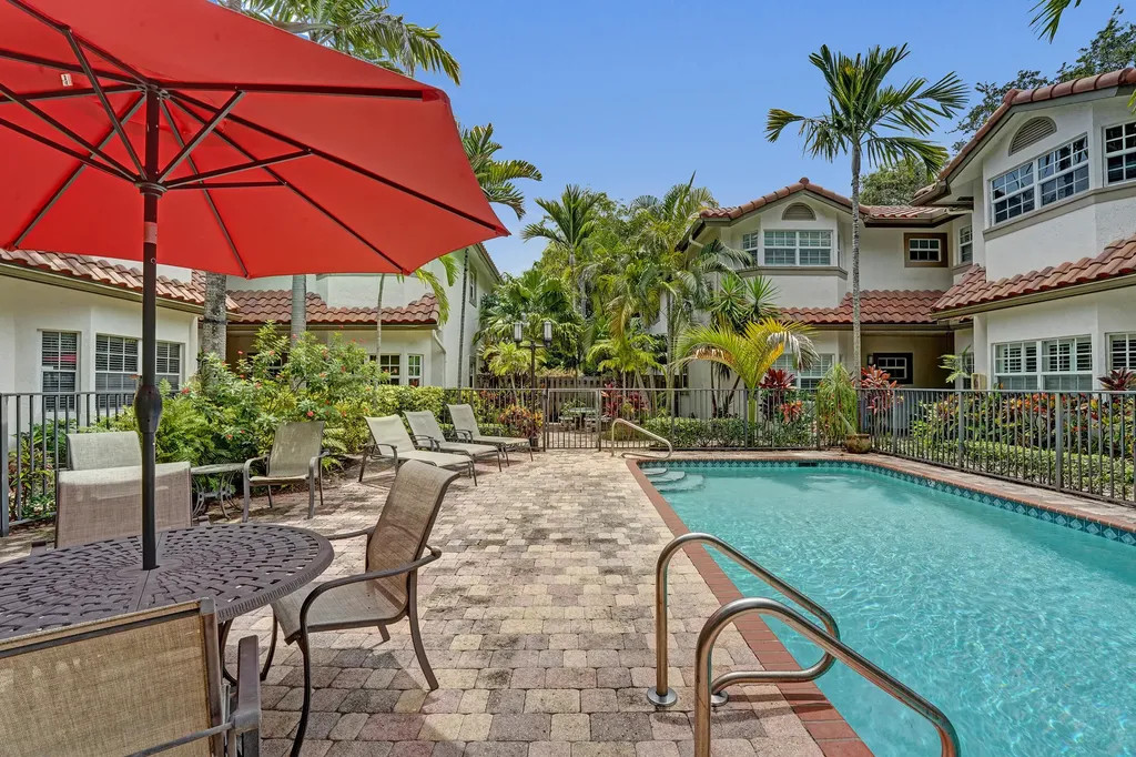 620 NE 9th Avenue Fort Lauderdale FL 33304