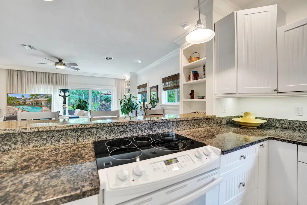620 NE 9th Avenue Fort Lauderdale FL 33304