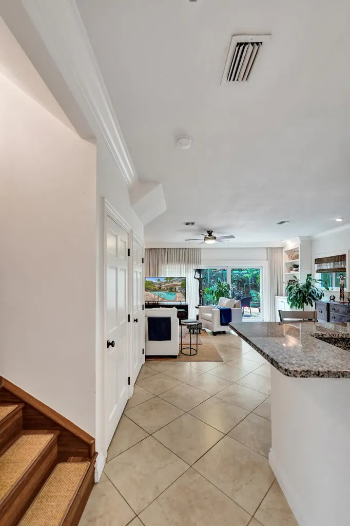 620 NE 9th Avenue Fort Lauderdale FL 33304