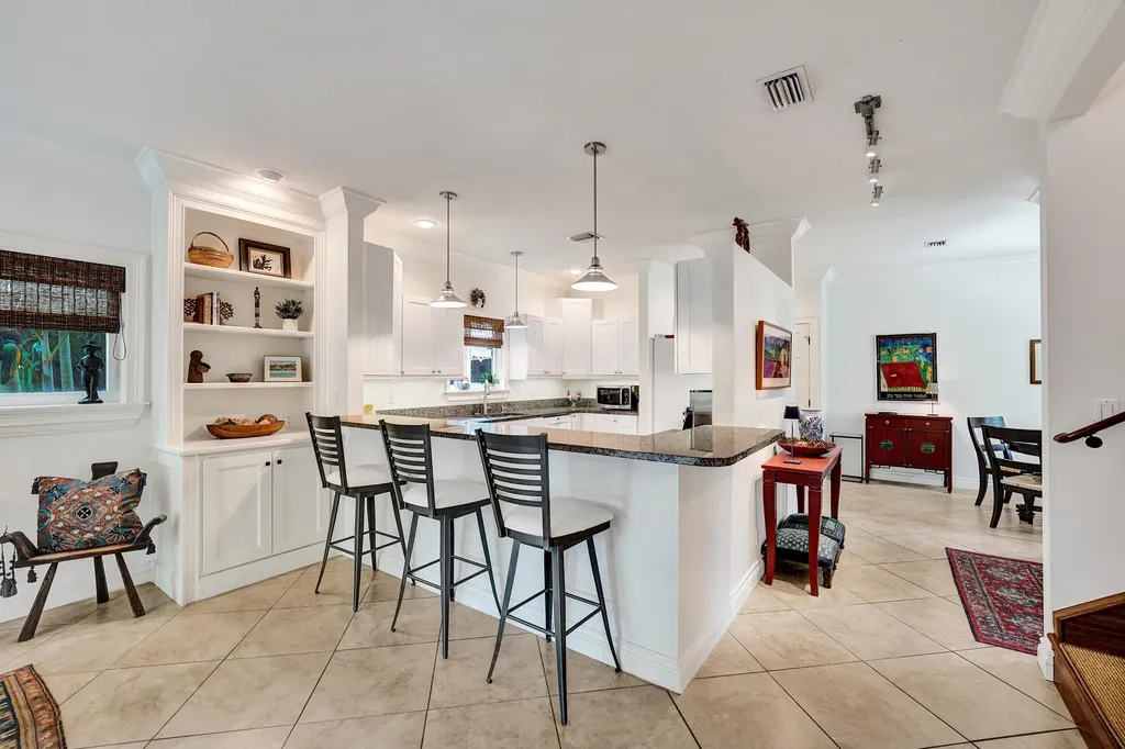 620 NE 9th Avenue Fort Lauderdale FL 33304