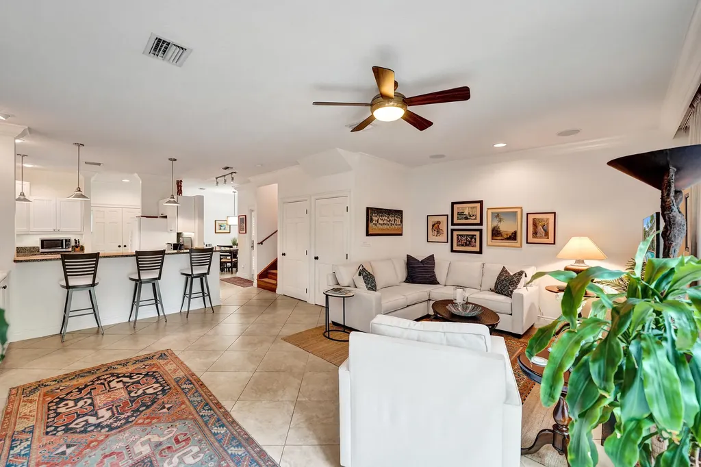 620 NE 9th Avenue Fort Lauderdale FL 33304