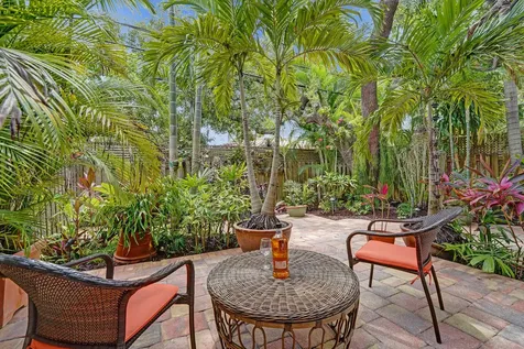 620 NE 9th Avenue Fort Lauderdale FL 33304