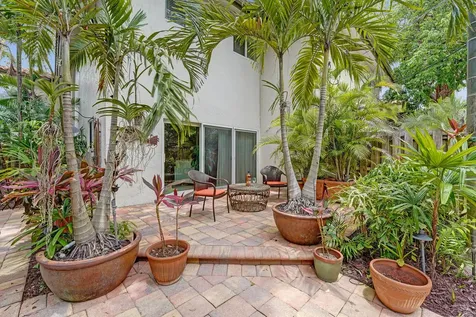 620 NE 9th Avenue Fort Lauderdale FL 33304