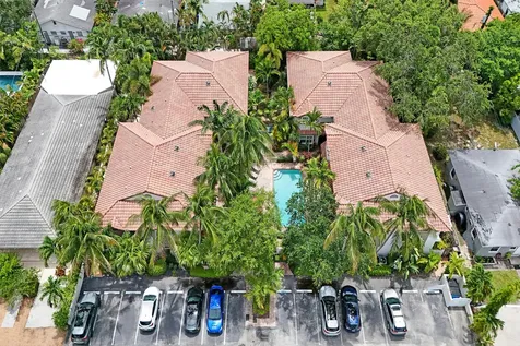 620 NE 9th Avenue Fort Lauderdale FL 33304