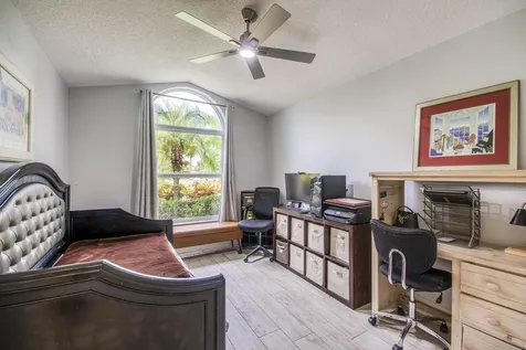 11850 Stonehaven Way Palm Beach Gardens FL 33412