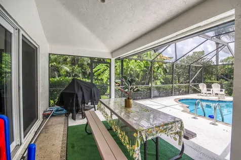 11850 Stonehaven Way Palm Beach Gardens FL 33412