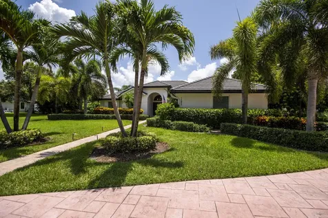 11850 Stonehaven Way Palm Beach Gardens FL 33412
