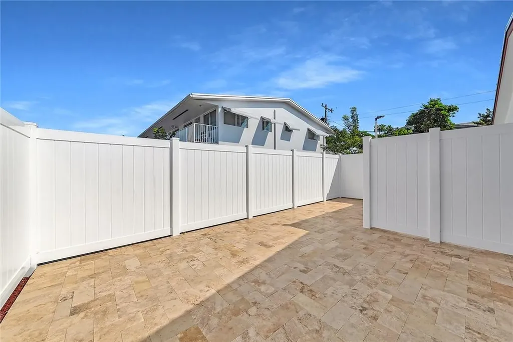 5122 NE 19th Avenue Fort Lauderdale FL 33308