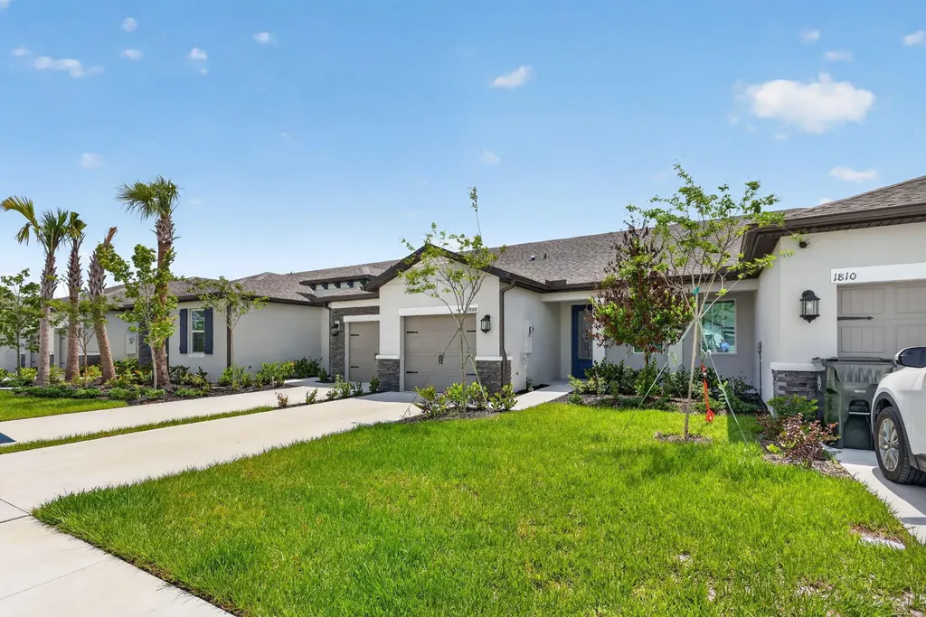 1808 Gaiety Way Fort Pierce FL 34947