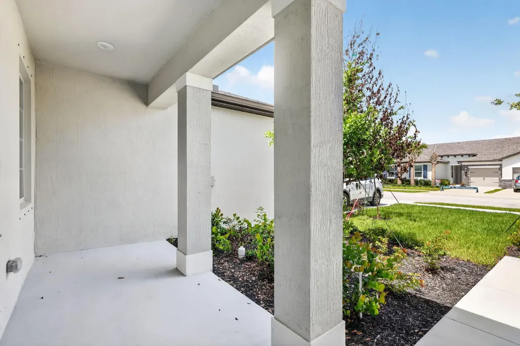 1808 Gaiety Way Fort Pierce FL 34947