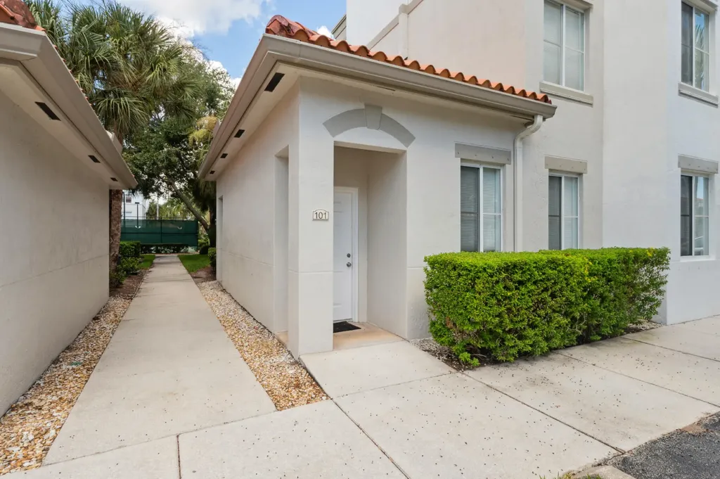 11022 Legacy Drive Palm Beach Gardens FL 33410