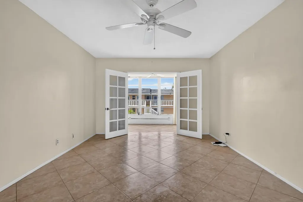 2182 NE 1st Way Boynton Beach FL 33435