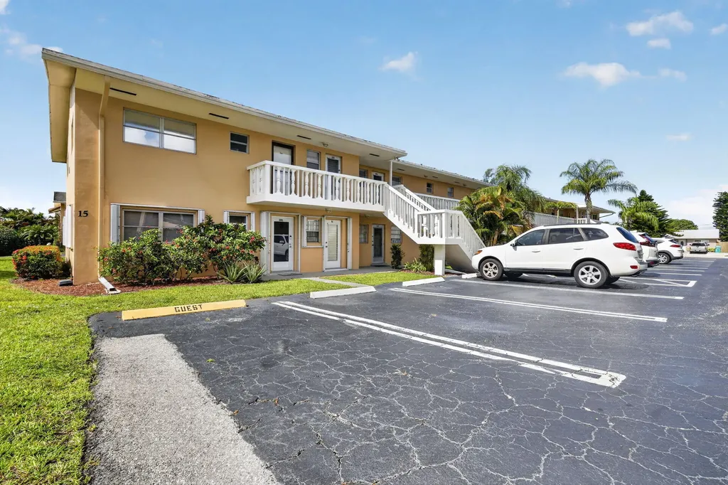 2182 NE 1st Way Boynton Beach FL 33435
