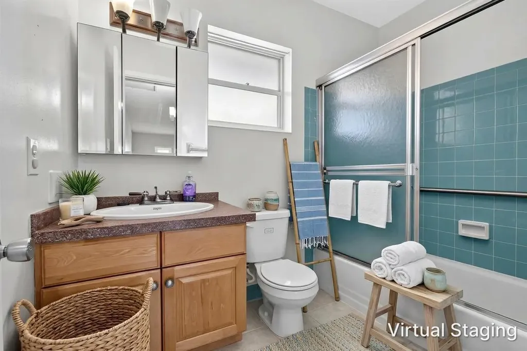 2182 NE 1st Way Boynton Beach FL 33435