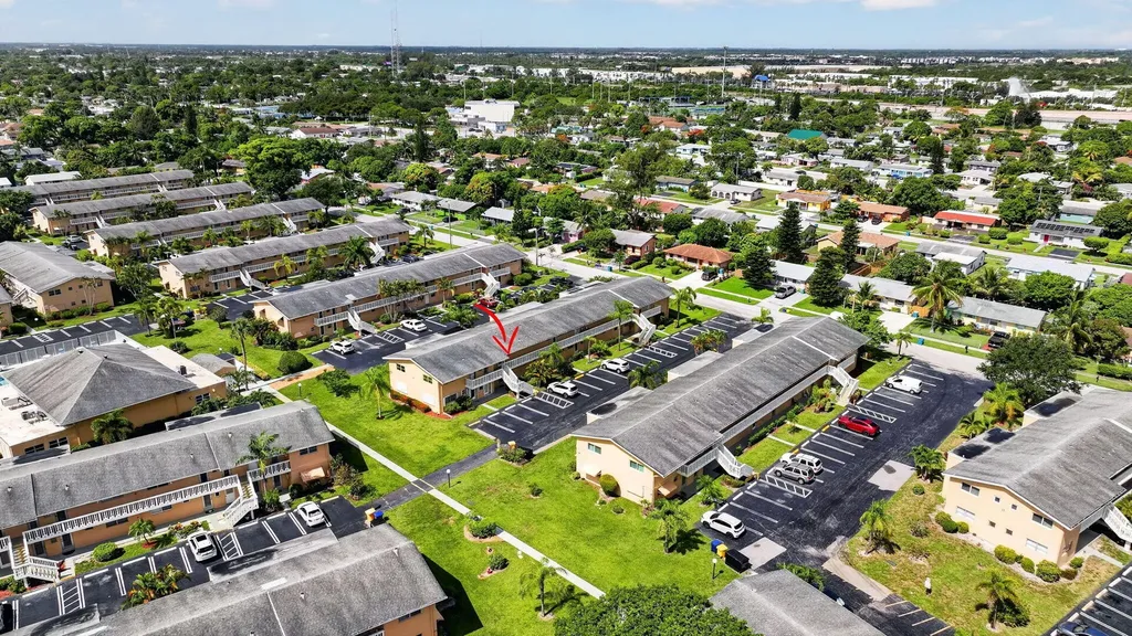 2182 NE 1st Way Boynton Beach FL 33435