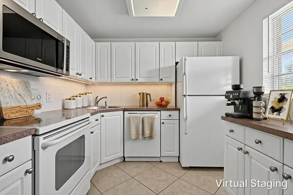 2182 NE 1st Way Boynton Beach FL 33435
