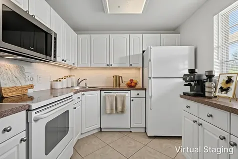 2182 NE 1st Way Boynton Beach FL 33435