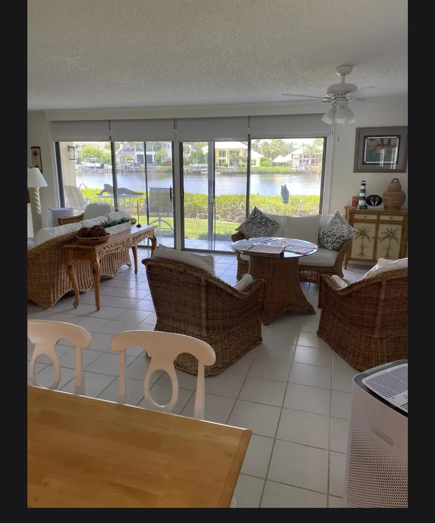 9240 SE Riverfront Jupiter FL 33469