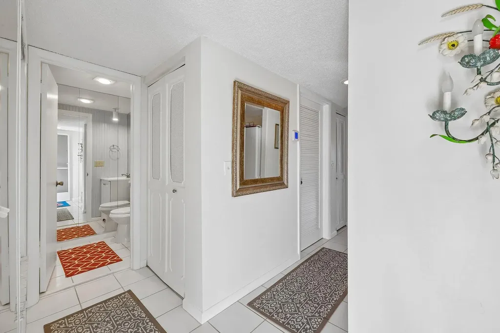 9240 SE Riverfront Jupiter FL 33469