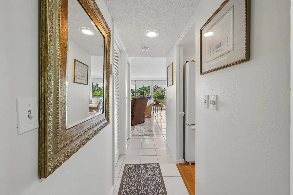 9240 SE Riverfront Jupiter FL 33469