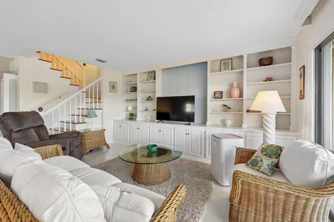 9240 SE Riverfront Jupiter FL 33469