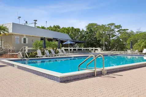 9240 SE Riverfront Jupiter FL 33469
