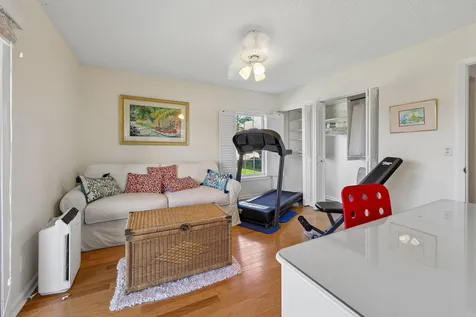 9240 SE Riverfront Jupiter FL 33469