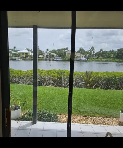 9240 SE Riverfront Jupiter FL 33469