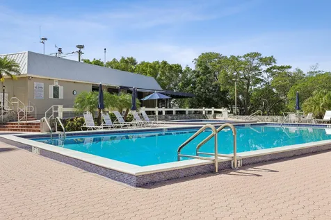 9240 SE Riverfront Jupiter FL 33469