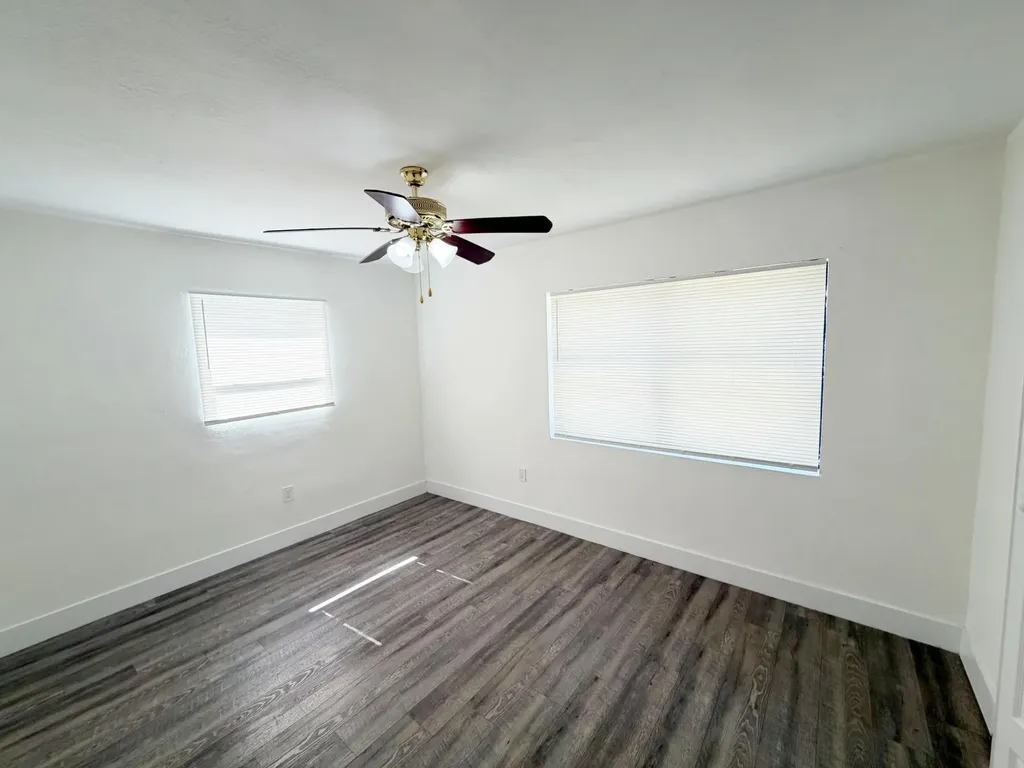 1135 NW 127th Street North Miami FL 33168