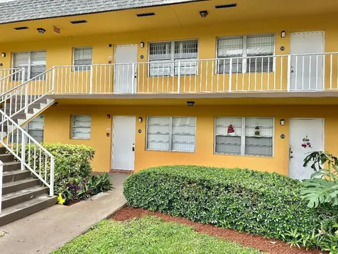 240 Croton Avenue Lantana FL 33462