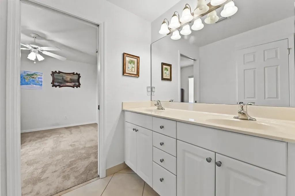 6178 NW Duke Circle Port St Lucie FL 34983