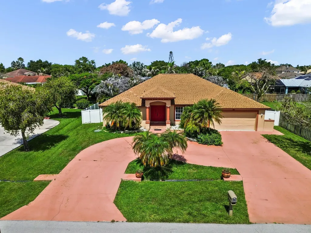 6178 NW Duke Circle Port St Lucie FL 34983