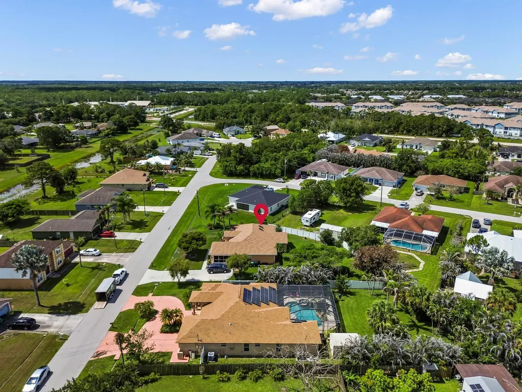 6178 NW Duke Circle Port St Lucie FL 34983