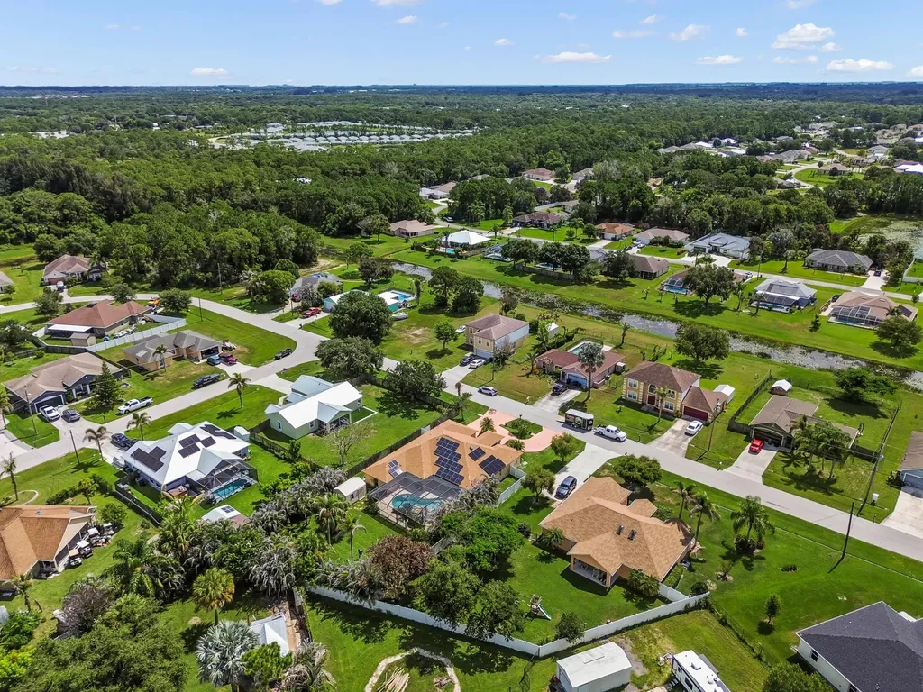 6178 NW Duke Circle Port St Lucie FL 34983