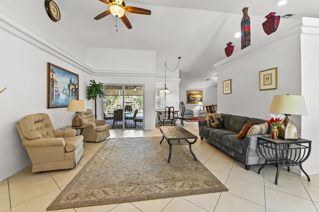 6178 NW Duke Circle Port St Lucie FL 34983