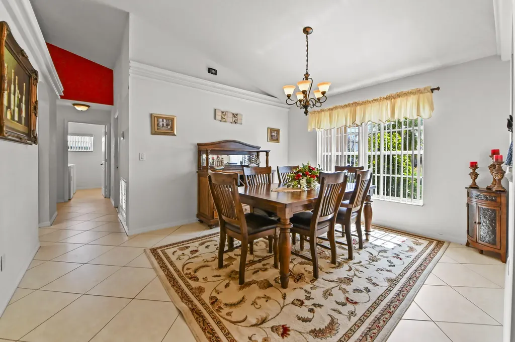 6178 NW Duke Circle Port St Lucie FL 34983